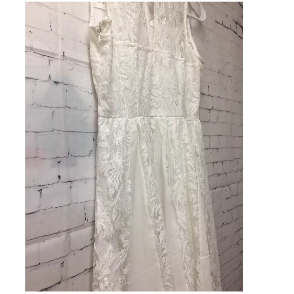 Umgee USA Size M White Lace Sleeveless Mini Dress - Picture 7 of 8